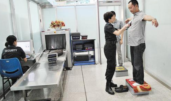 飛機上可以帶pos機么？